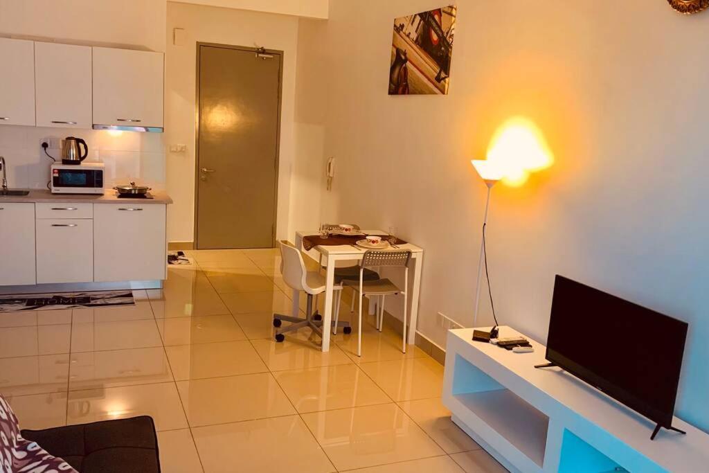 Cosy Studio Netflix Selfcheckin Cyberjaya 2 Eksteriør bilde